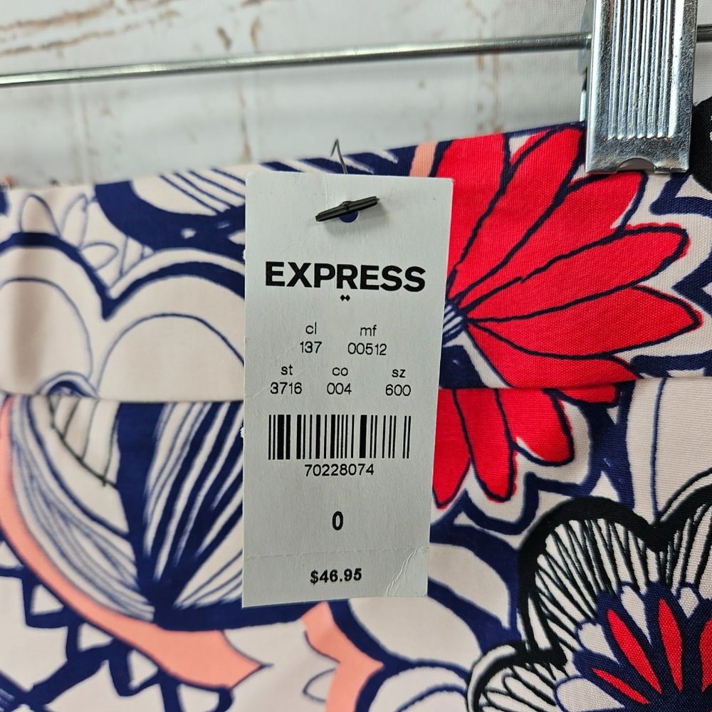 NWT Express Size 0 Pink Blue Retro Floral Print A-Line Mini Skirt Stretch $46.95 - Picture 6 of 8